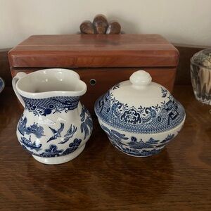 Churchill Porcelain BlueWillow creamer &sugar bowl made in Staffordshire England